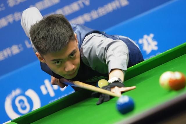 泳接力决赛 泳接力决赛