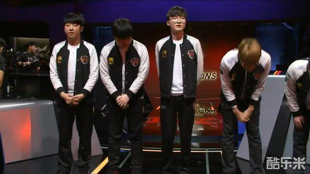 轻选手树立 轻选手树立