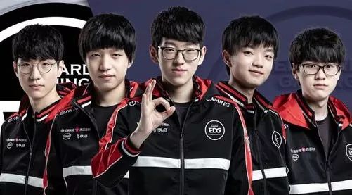 足球的独特 足球的独特