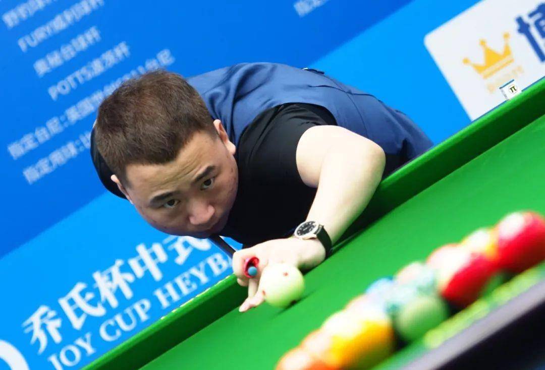 很多球迷在 很多球迷在